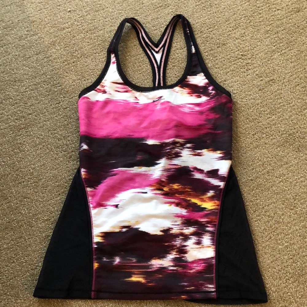 Lululemon tank top